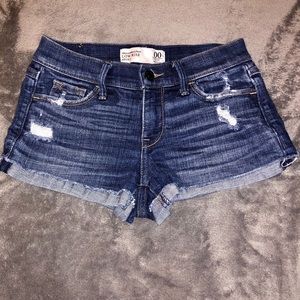 Abercrombie and Fitch shorts size 00